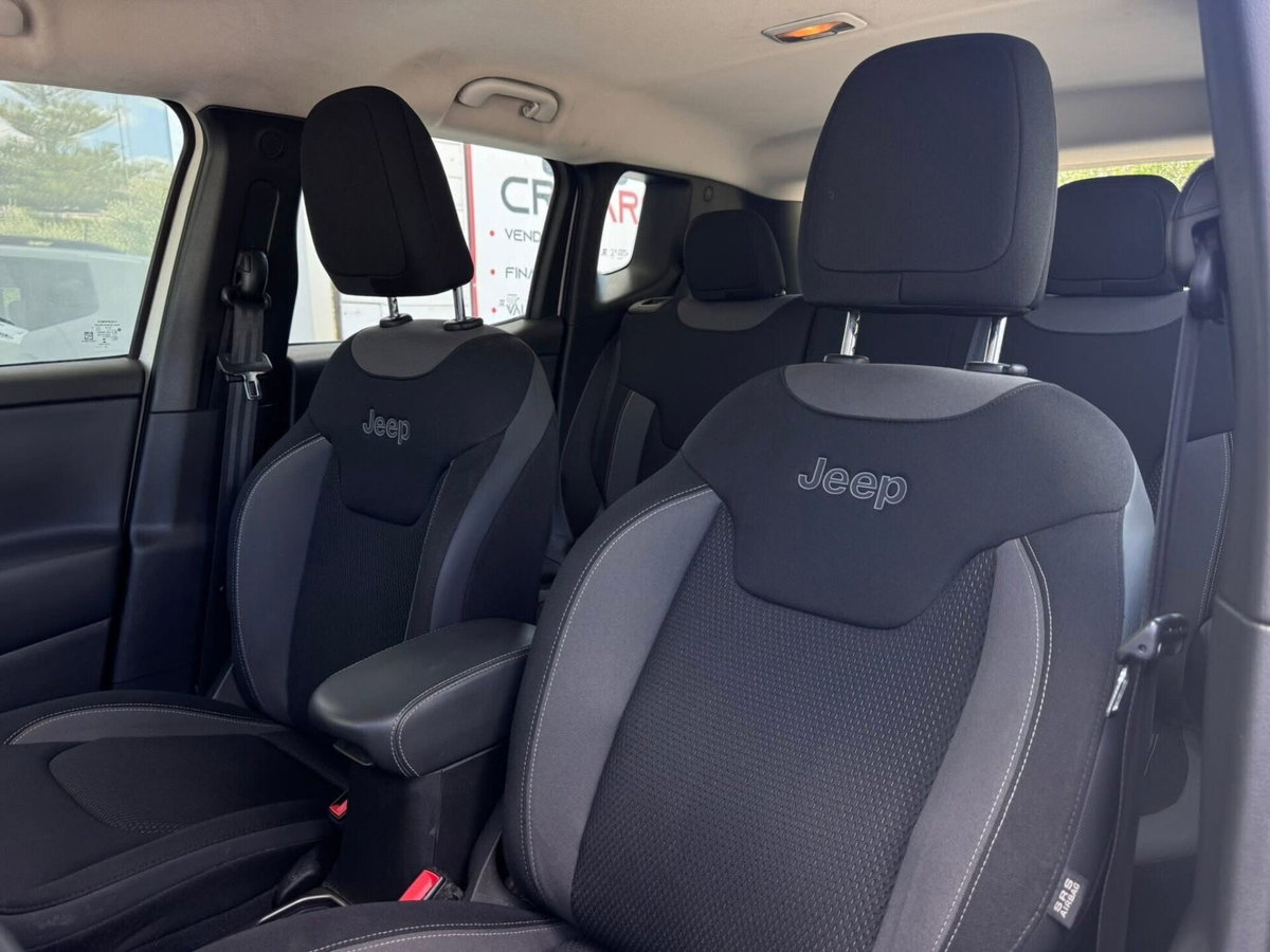 Jeep Renegade 1.6 Mjt 130 CV Limited (9)