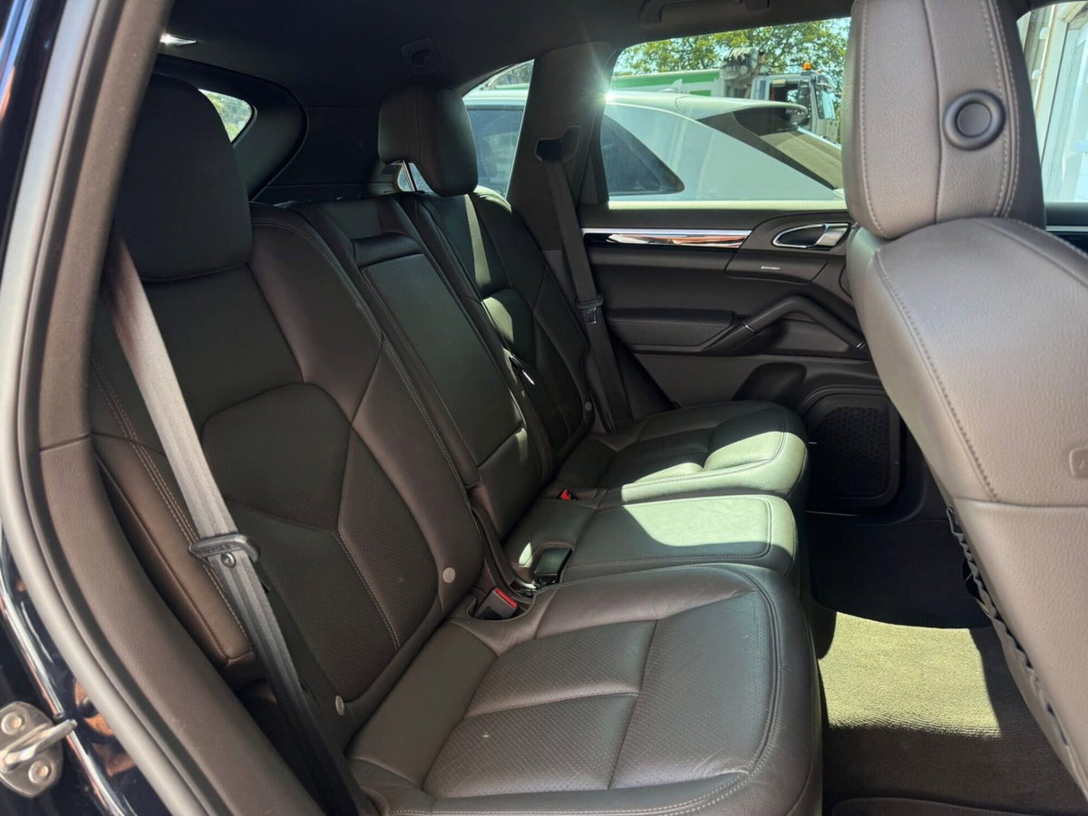 Porsche Cayenne 3.0 Diesel (14)