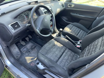 Peugeot 307 HDi 5p. XS (5)