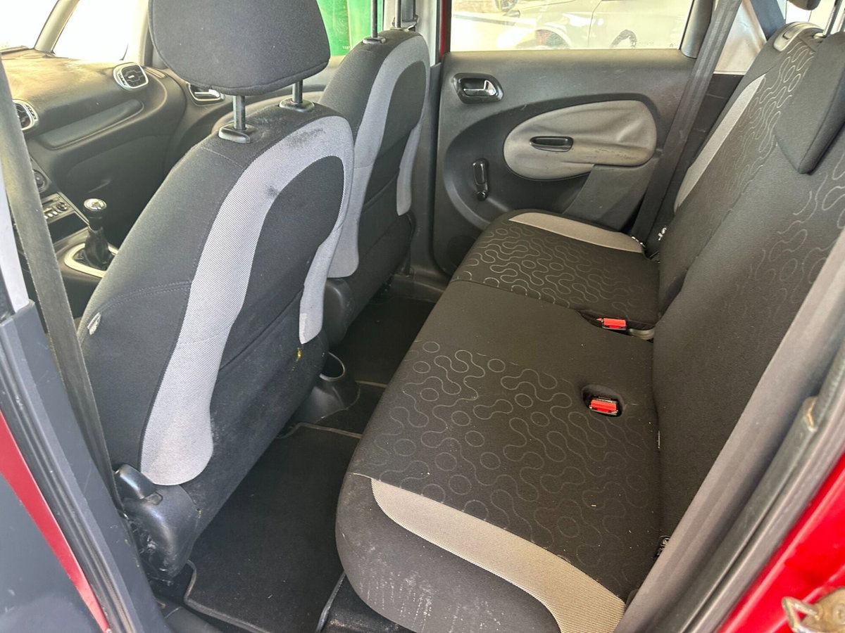 Citroen C3 Picasso 1.6 HDi 90 Attraction (14)