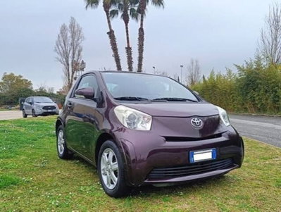 Toyota iQ 1.0 Multidrive usata