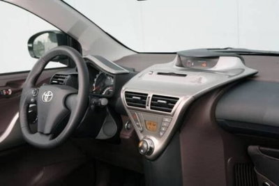Toyota iQ 1.0 Multidrive (10)