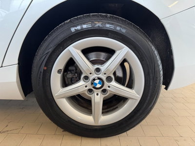 BMW Serie 1 116d 2.0 116CV cat 5 porte Attiva DPF (4)