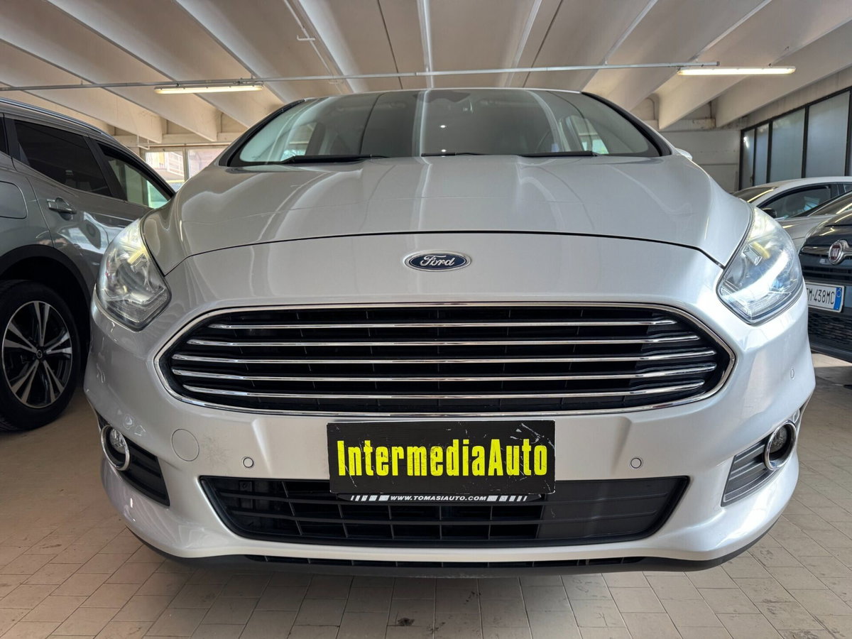 Ford S-Max 2.0 TDCi 150CV S&S Powershift 7p.ti Titanium Business (2)