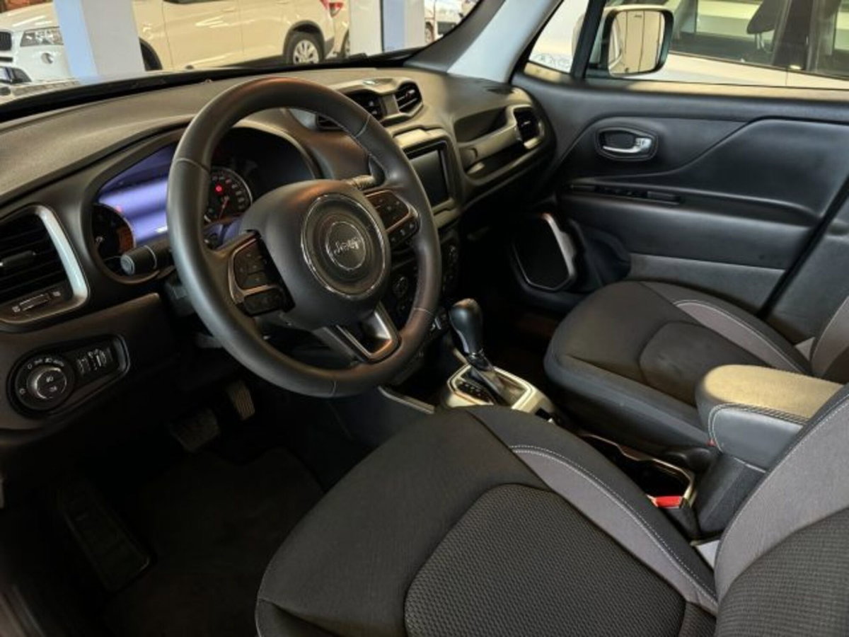 Jeep Renegade 1.5 Turbo T4 MHEV Limited (9)
