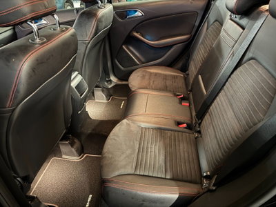 Mercedes-Benz Classe B 180 d Premium (10)
