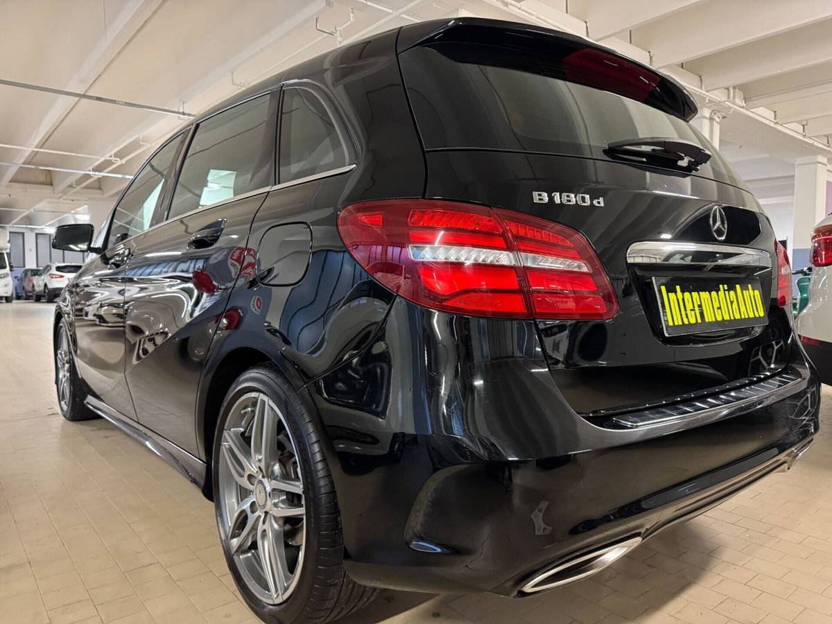 Mercedes-Benz Classe B 180 d Premium (6)