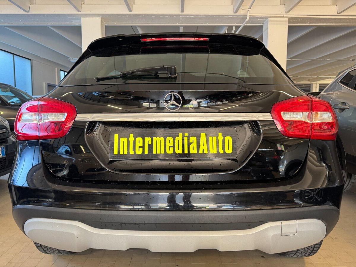 Mercedes-Benz GLA SUV 180 d Automatic Executive (5)