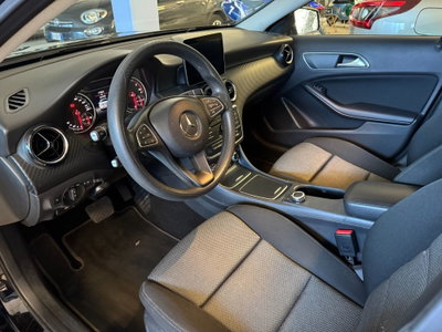 Mercedes-Benz GLA SUV 180 d Automatic Executive (7)