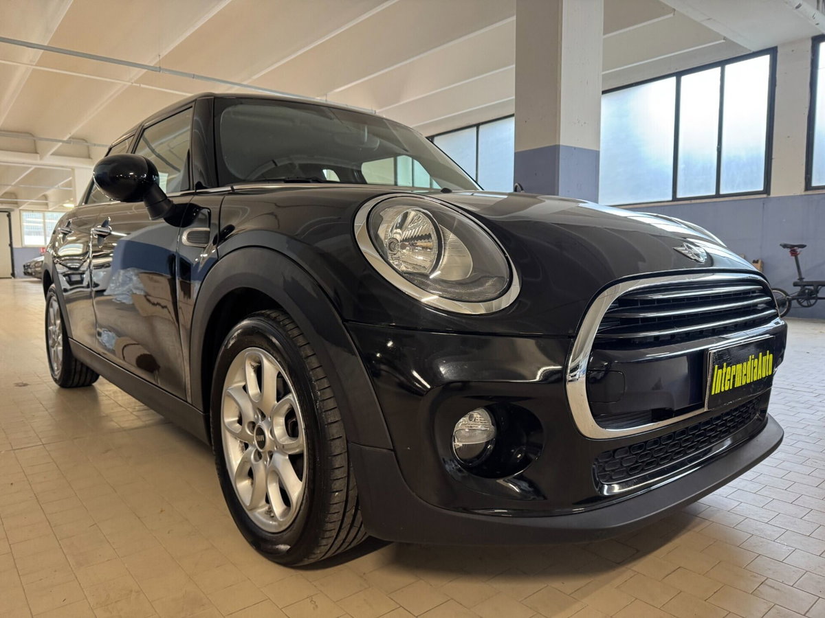 MINI Mini 1.5 Cooper D Boost 5 porte (3)