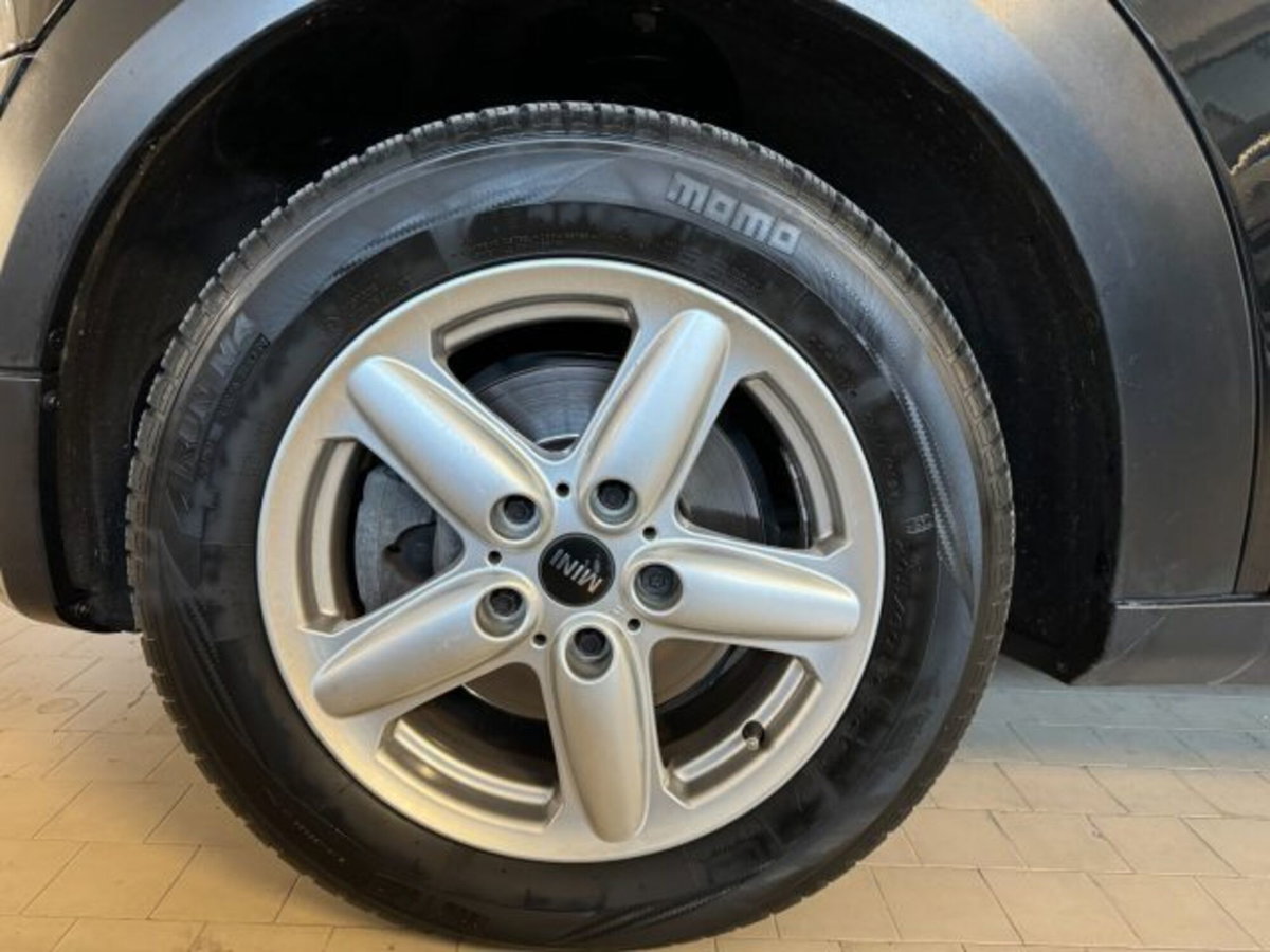 MINI Mini Countryman 1.6 Cooper D Countryman (4)