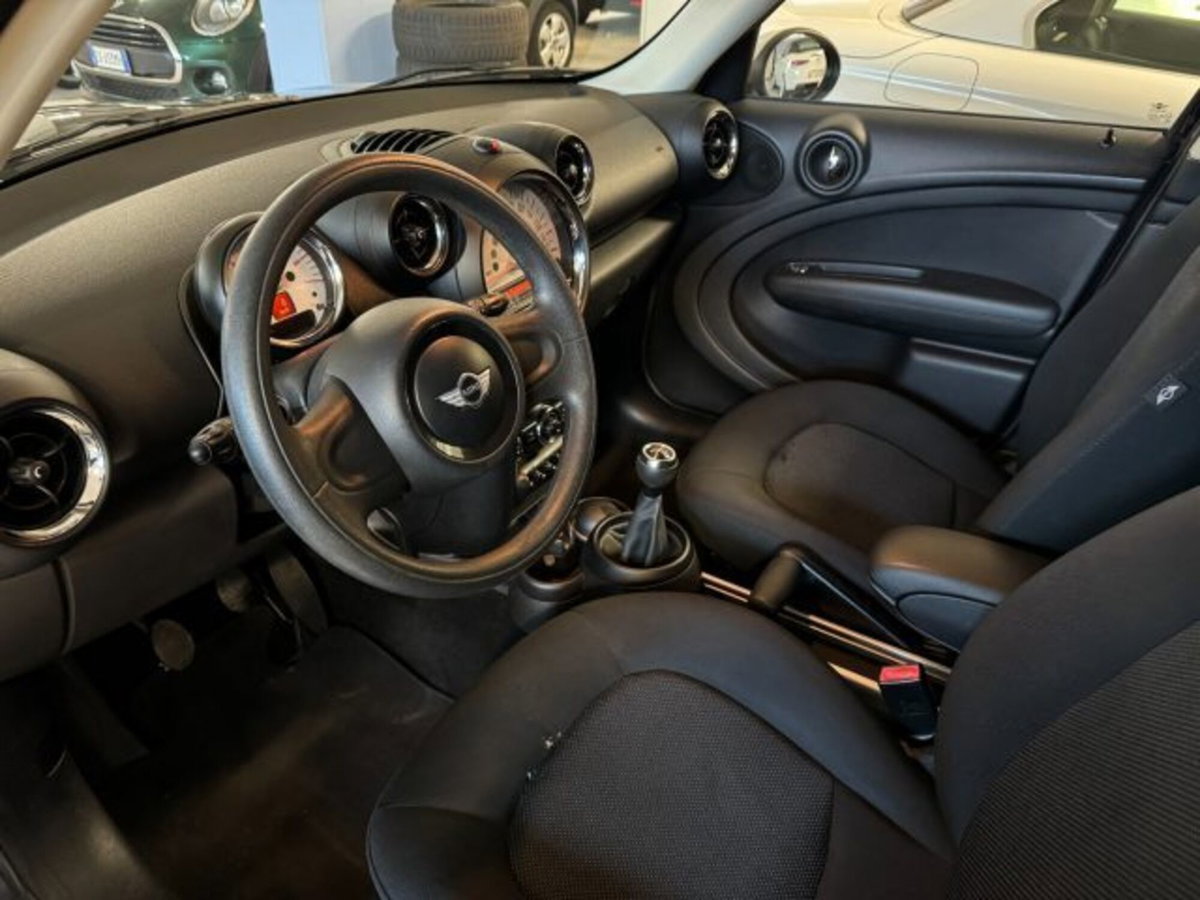 MINI Mini Countryman 1.6 Cooper D Countryman (8)