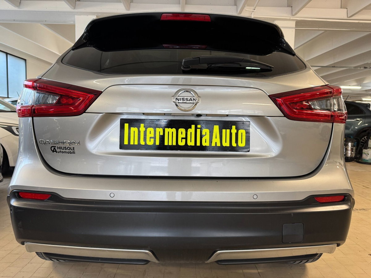 Nissan Qashqai 1.6 dCi 2WD N-Connecta (4)