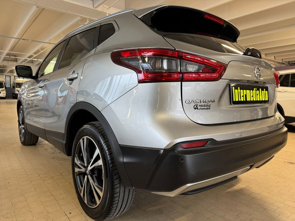 Nissan Qashqai 1.6 dCi 2WD N-Connecta (5)