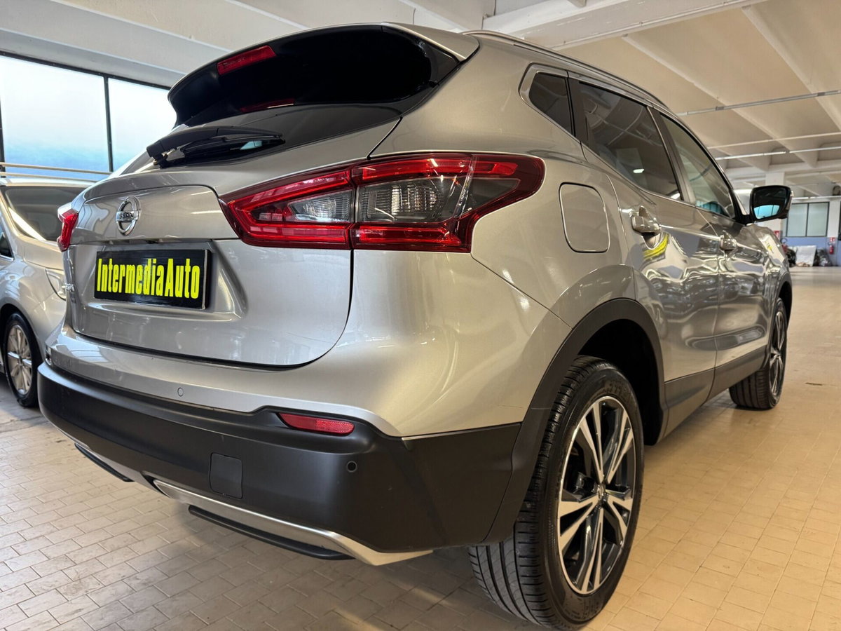 Nissan Qashqai 1.6 dCi 2WD N-Connecta (6)