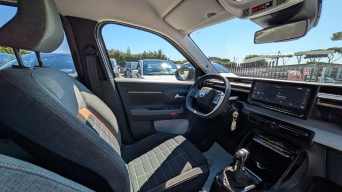 Citroen C3 Aircross 1.2 puretech turbo Plus 100cv (14)