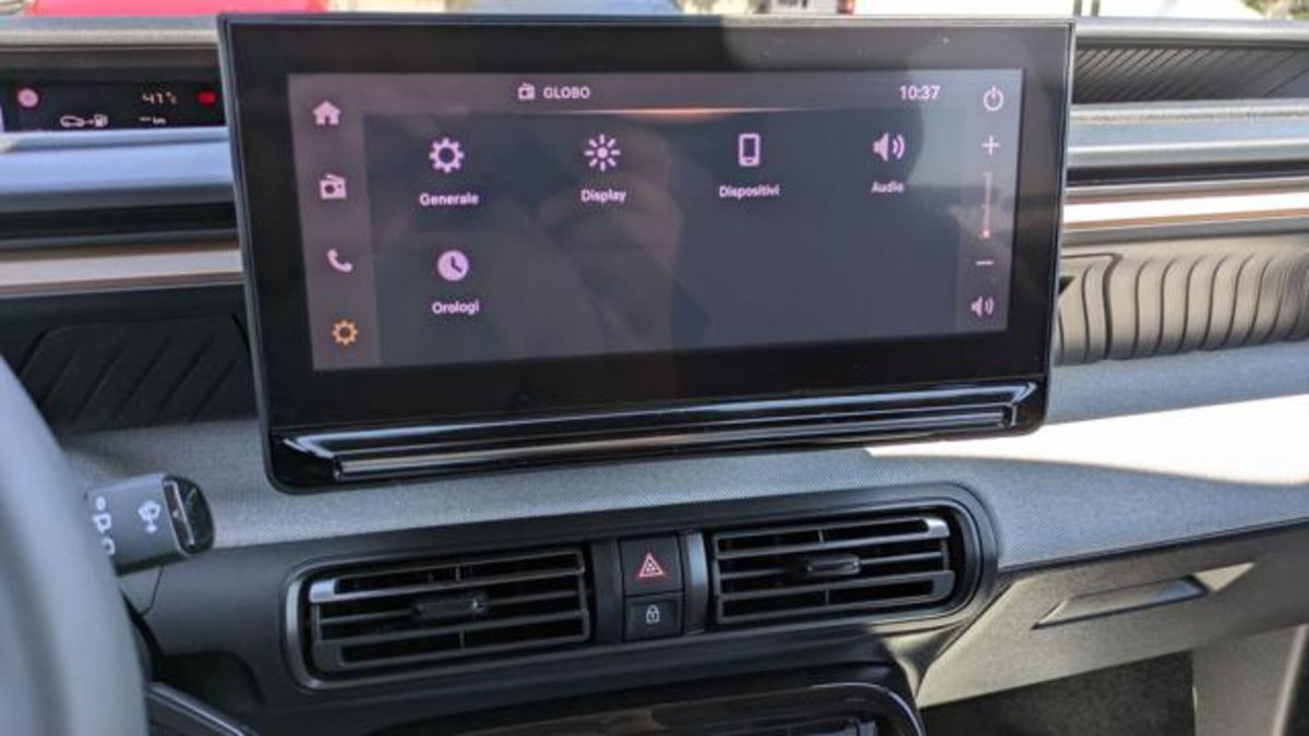 Citroen C3 Aircross 1.2 puretech turbo Plus 100cv (11)