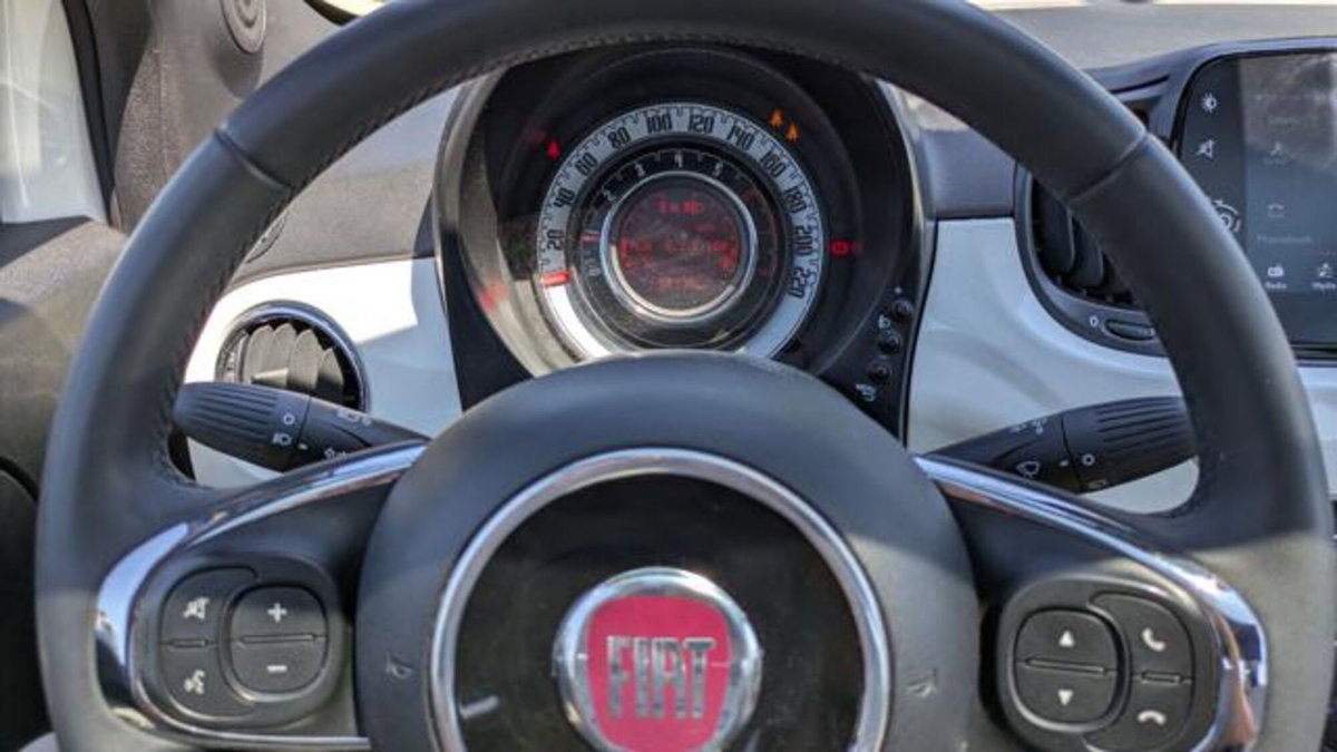 Fiat 500 1.0 Hybrid Dolcevita (6)