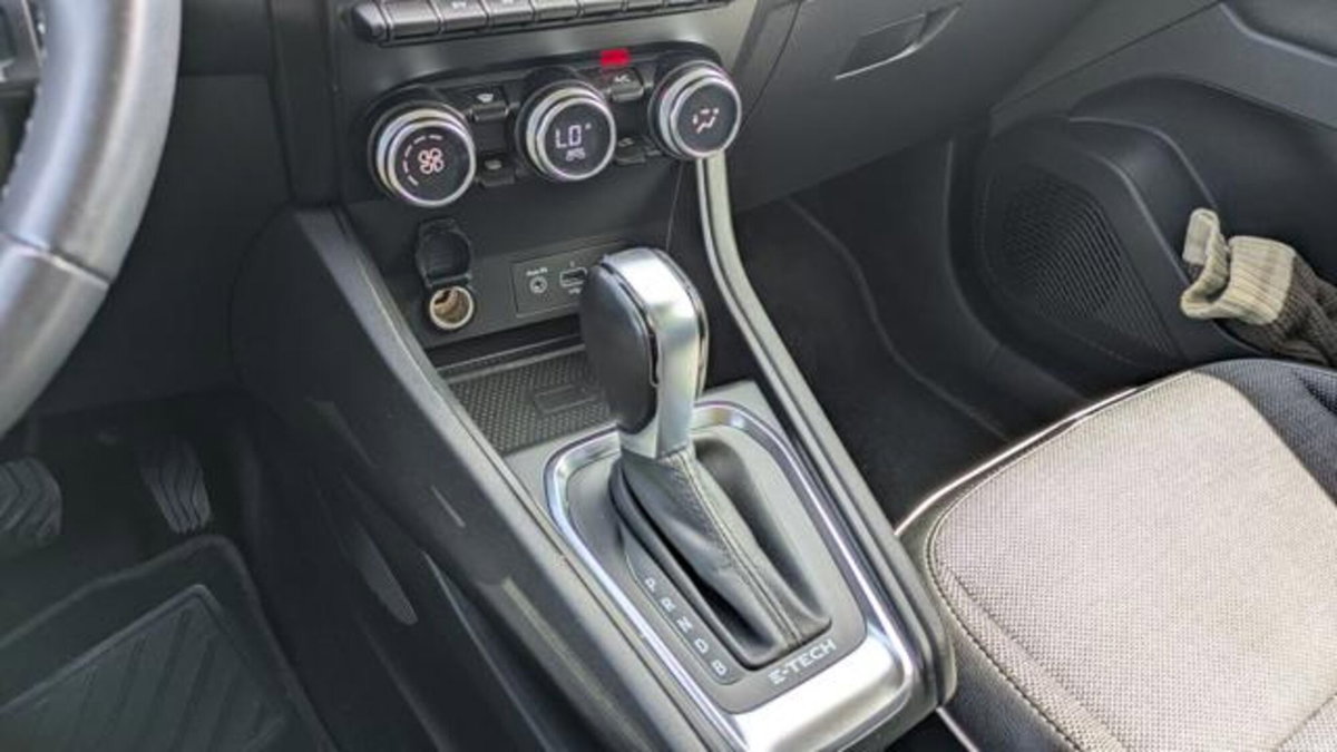 Renault Captur Full Hybrid E-Tech 145 CV Engineered (14)