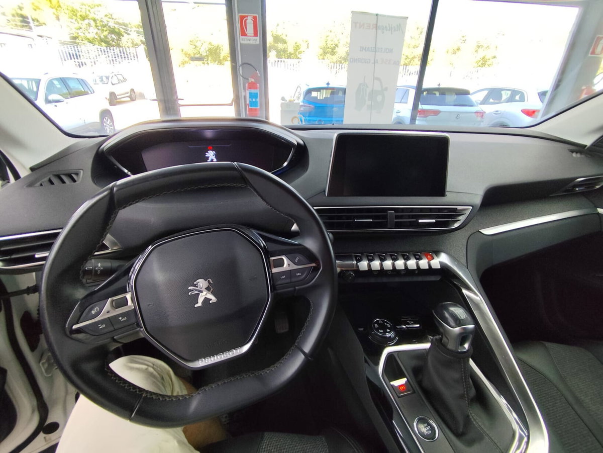 Peugeot 3008 BlueHDi 130 S&S Allure (8)