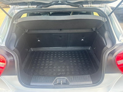Mercedes-Benz Classe A 200 CDI Premium (9)