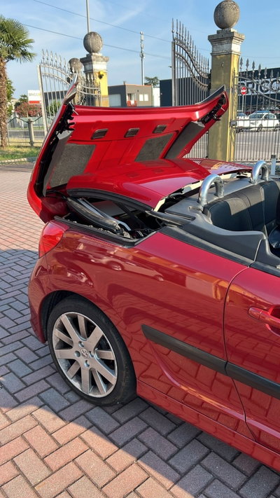 Peugeot 207 Cabrio VTi 120CV CC aut. Féline (6)