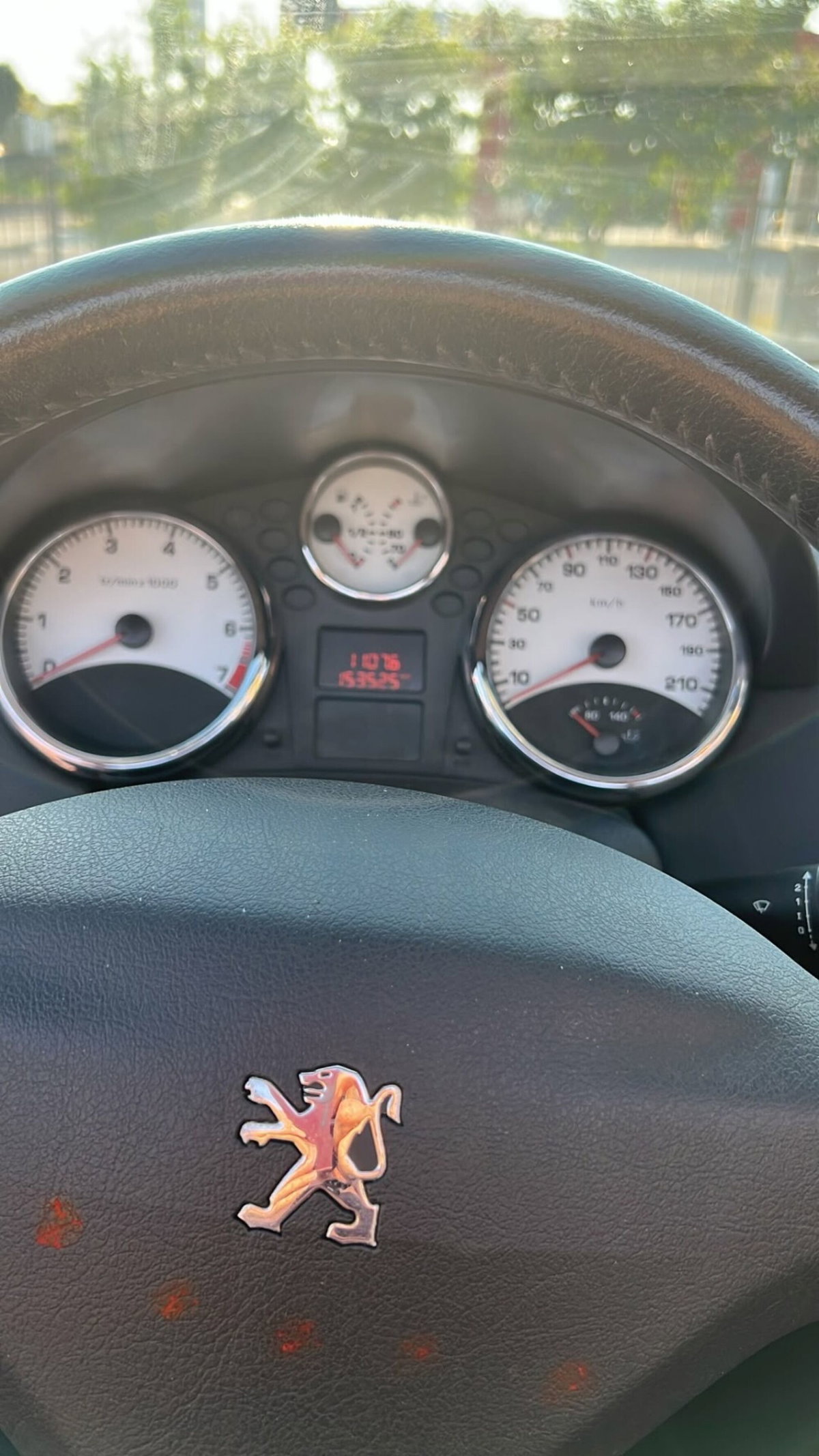 Peugeot 207 Cabrio VTi 120CV CC aut. Féline (8)
