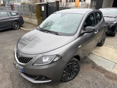 Lancia Ypsilon 1.0 FireFly 5 porte S&S Hybrid Gold Plus (3)