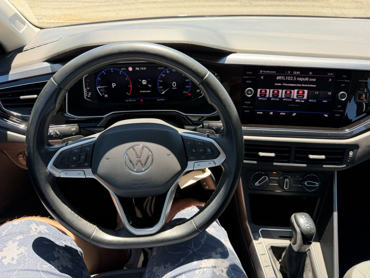 Volkswagen Polo 1.0 TSI 110 CV DSG Style (18)