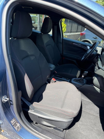 Ford Focus Station Wagon 1.0 EcoBoost Hybrid 125 CV SW ST-Line (13)