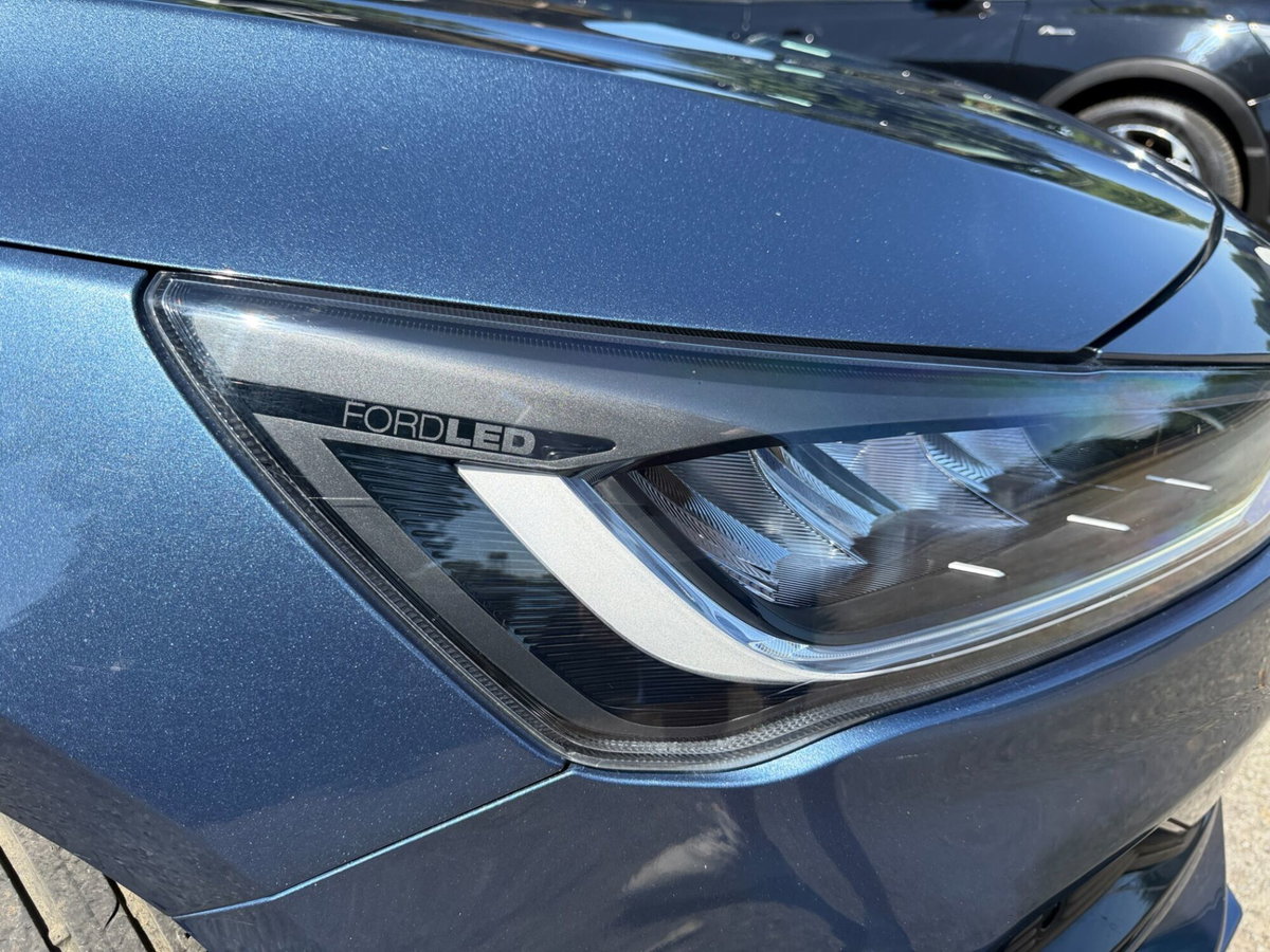 Ford Focus Station Wagon 1.0 EcoBoost Hybrid 125 CV SW ST-Line (15)