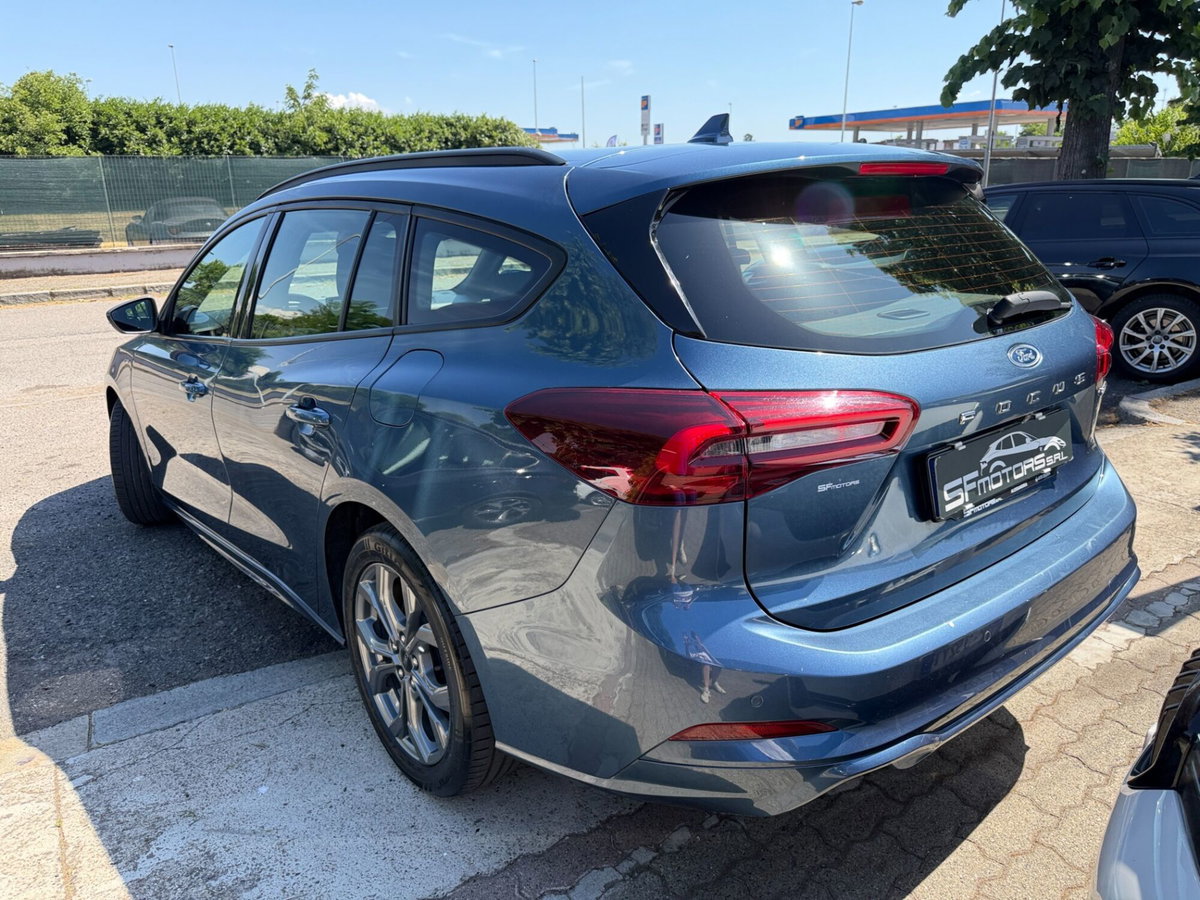 Ford Focus Station Wagon 1.0 EcoBoost Hybrid 125 CV SW ST-Line (5)