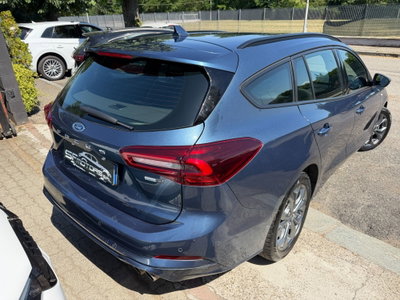 Ford Focus Station Wagon 1.0 EcoBoost Hybrid 125 CV SW ST-Line (6)