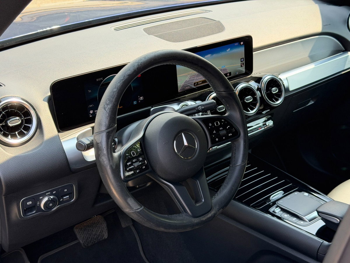 Mercedes-Benz GLB 200 d Automatic Sport (11)