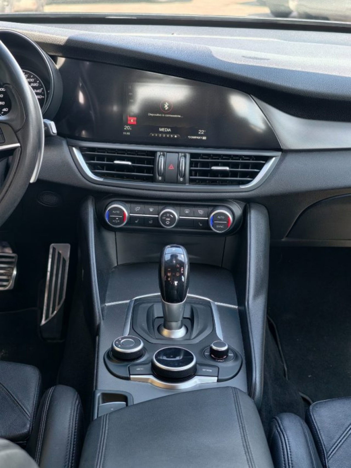 Alfa Romeo Giulia 2.2 Turbodiesel 210 CV AT8 AWD Q4 Veloce (13)