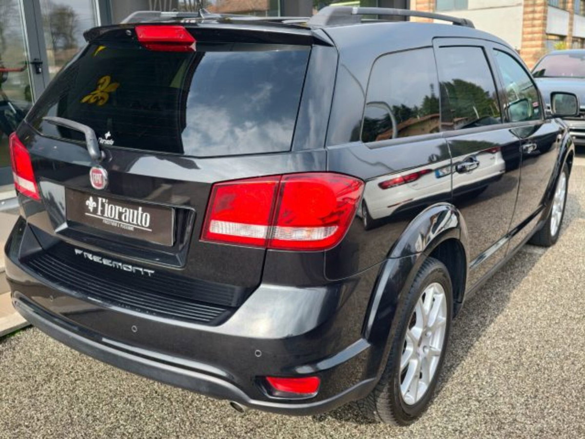 Fiat Freemont 2.0 Mjt 170 CV 4x4 Automatica Lounge (3)