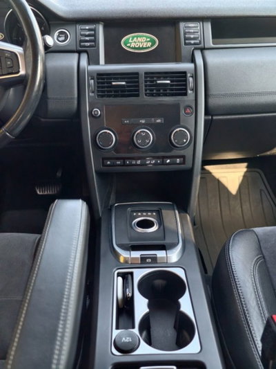 Land Rover Discovery Sport 2.0 TD4 150 CV Deep Blue Edition (12)