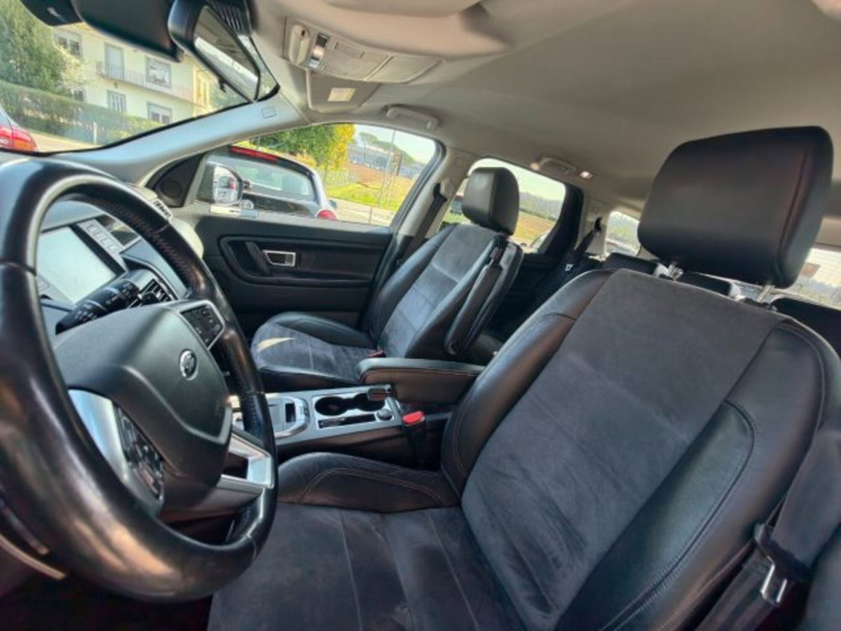 Land Rover Discovery Sport 2.0 TD4 150 CV Deep Blue Edition (8)