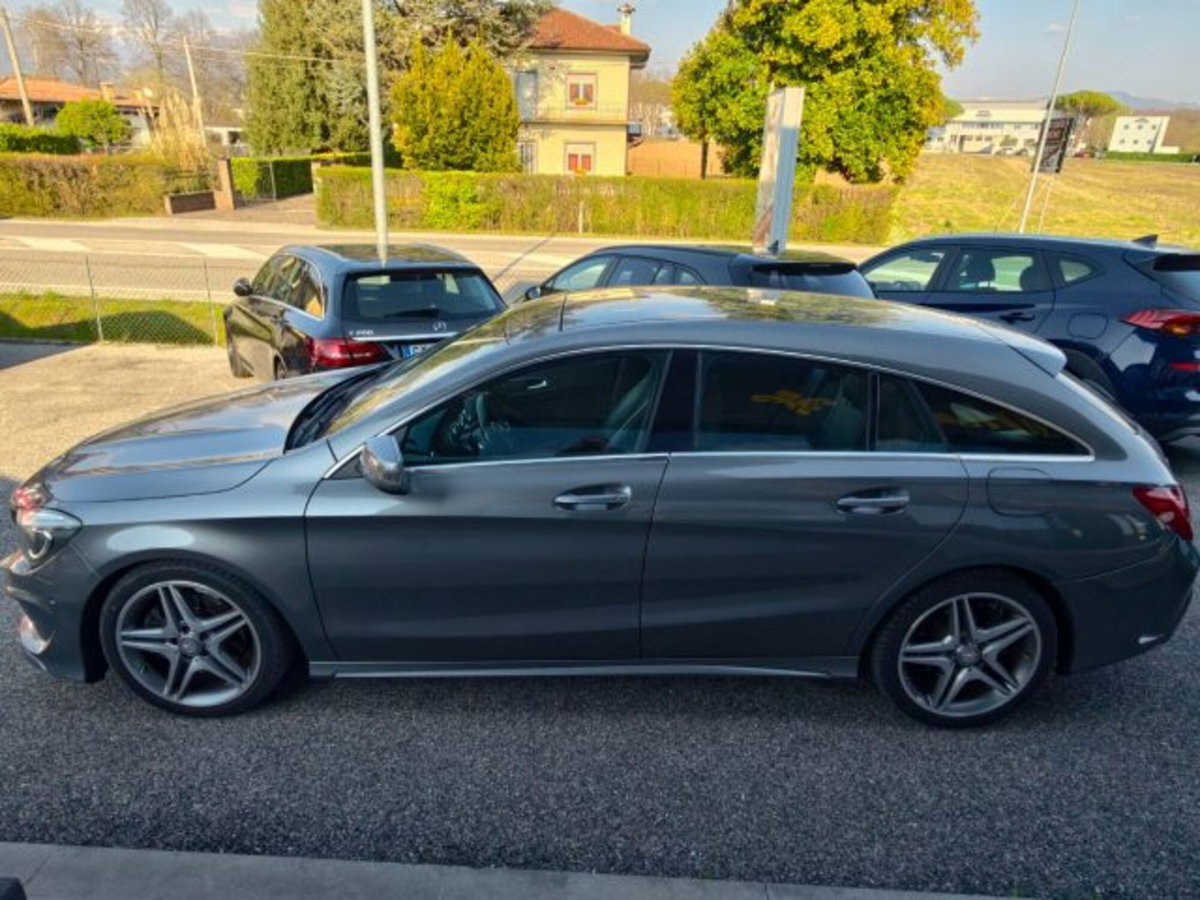 Mercedes-Benz CLA Shooting Brake 220 d Automatic Premium (7)
