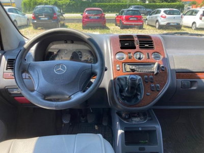 Mercedes-Benz Classe V 220 CDI cat Ambiente (12)