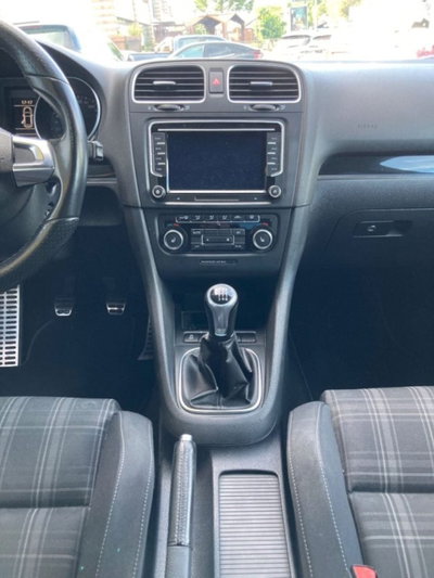 Volkswagen Golf 2.0 TDI 170CV DPF 5p. GTD (12)