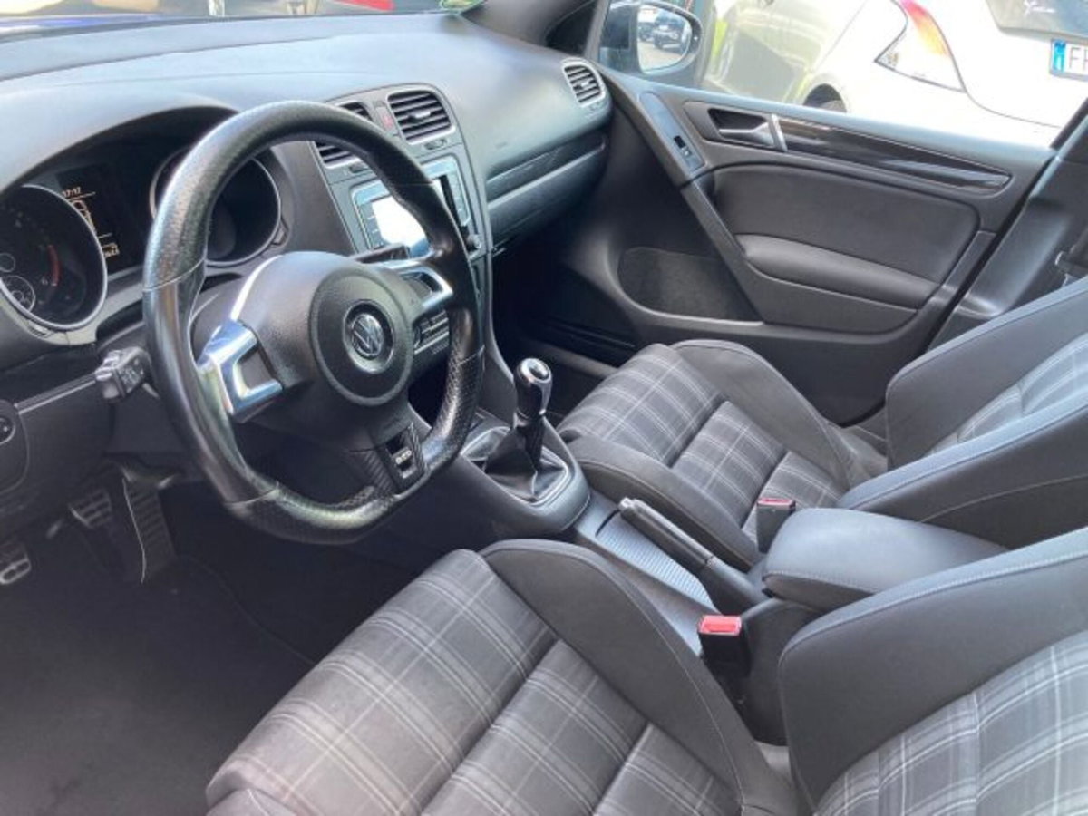Volkswagen Golf 2.0 TDI 170CV DPF 5p. GTD (9)