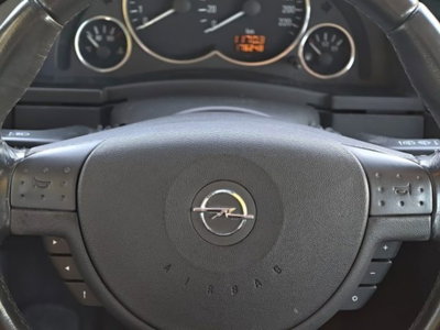 Opel Meriva 1.6 16V Cosmo (11)