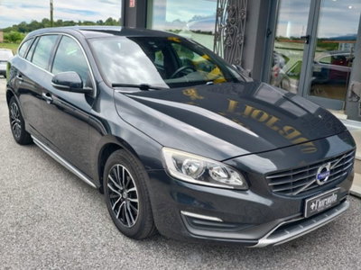 Volvo V60 D4 R-design Momentum (2)