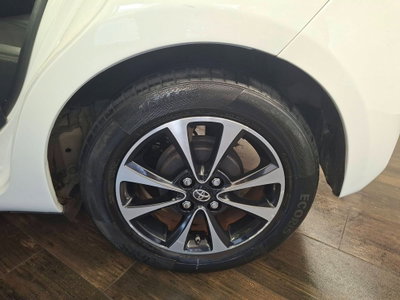 Toyota Yaris 1.D-4D 5 porte Cool (4)