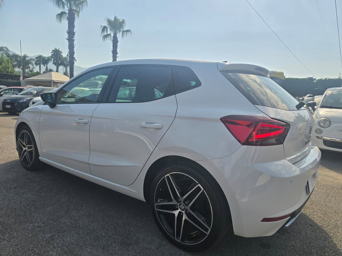 SEAT Ibiza 1.0 mpi FR 80cv (10)