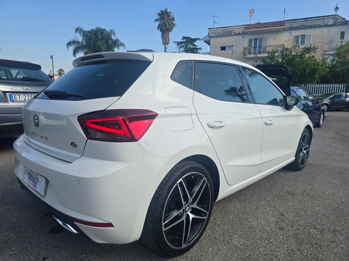SEAT Ibiza 1.0 mpi FR 80cv (14)