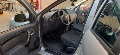 Dacia Duster 1.5 dCi 110CV 4x2 Lauréate (14)