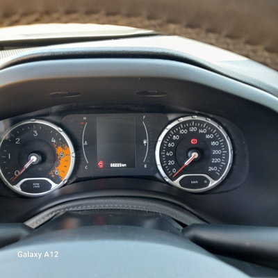 Jeep Renegade 2.0 Mjt 140CV 4WD Active Drive Longitude (11)