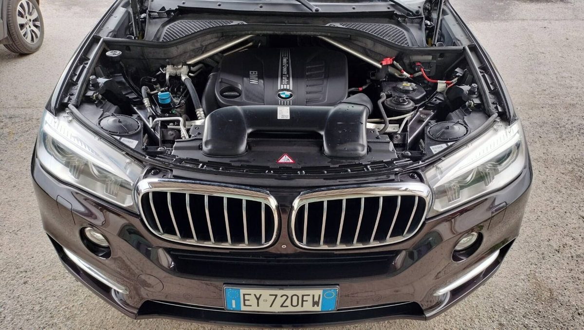 BMW X5 xDrive30d 258CV Business (19)